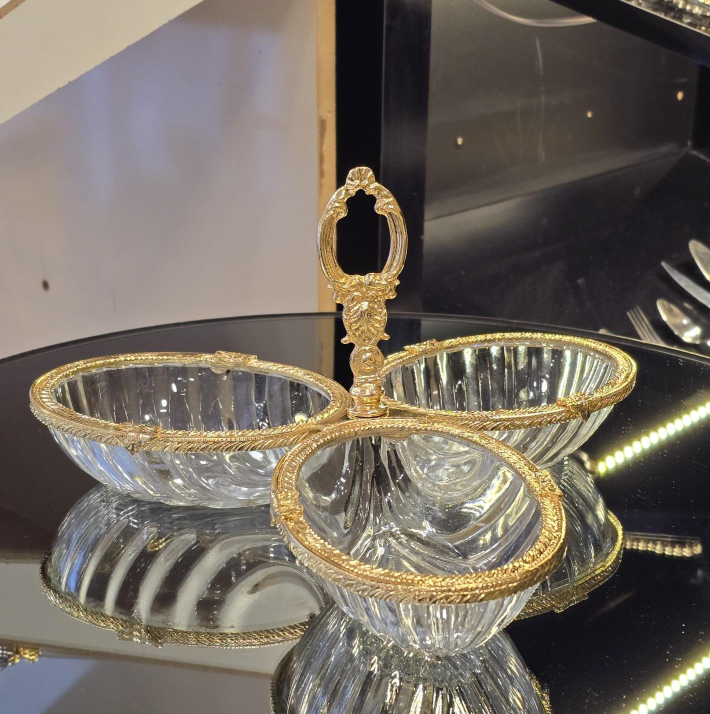 Gold Metal Çerçeveli Üçlü Çerezlik