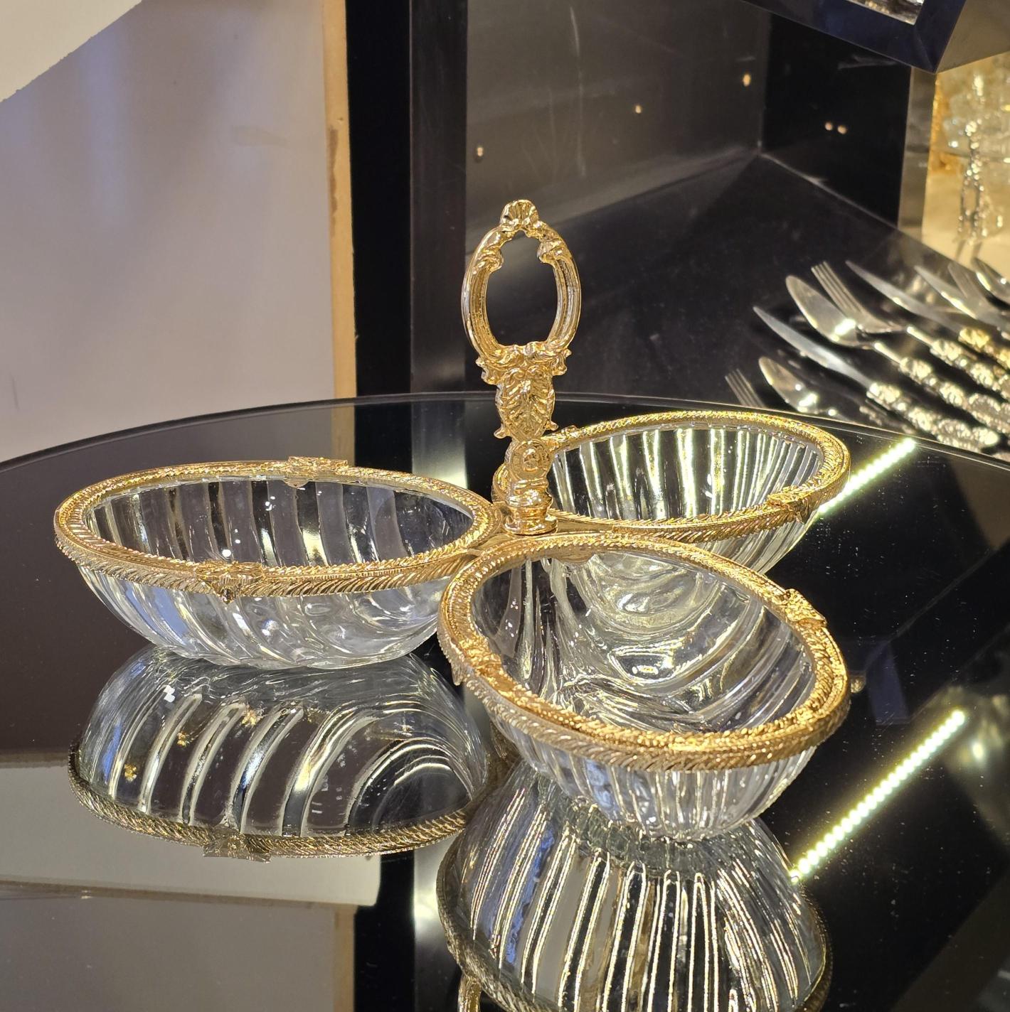 Gold Metal Çerçeveli Üçlü Çerezlik