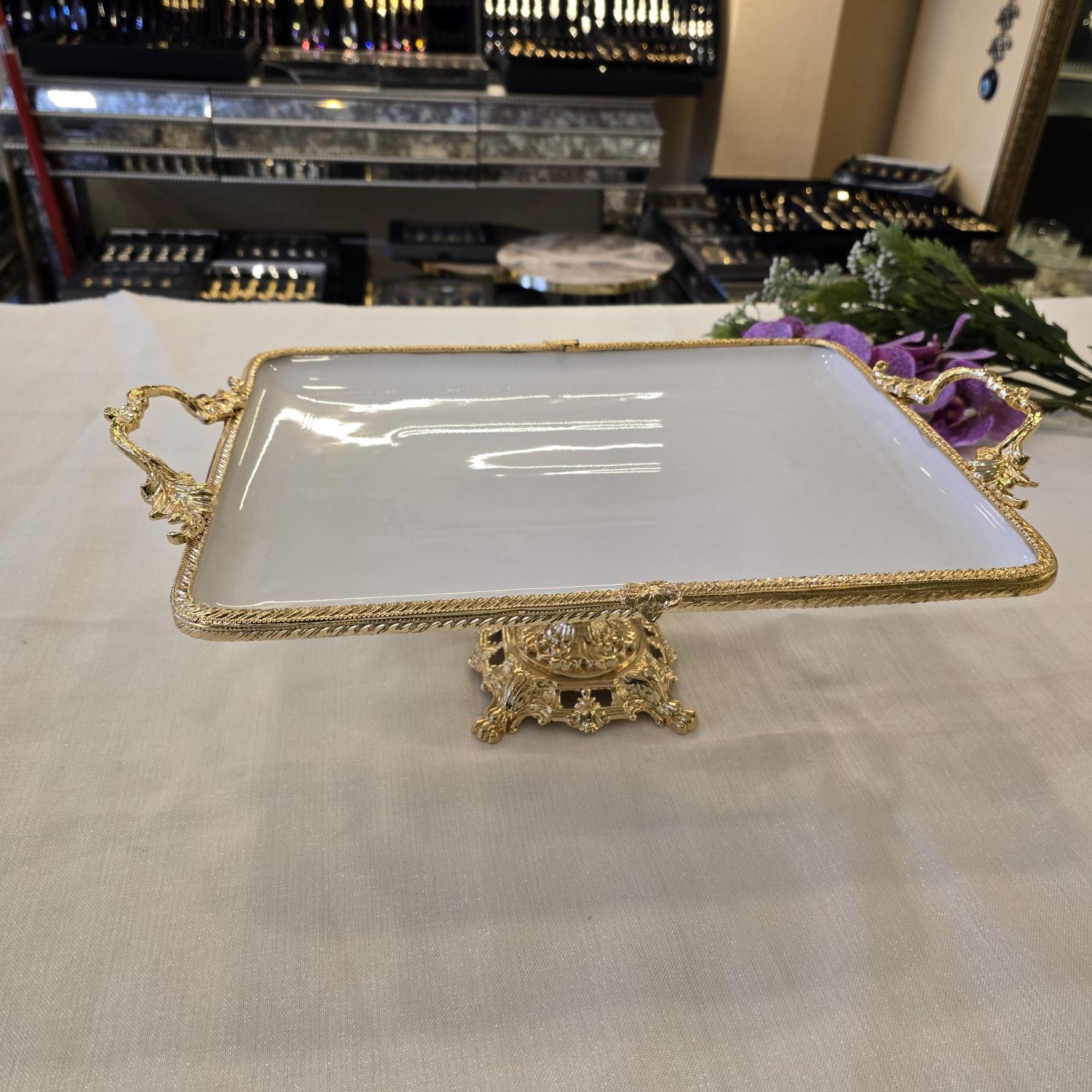 Metal Çerçeveli Döküm Ayaklı Dikdörtgen Porselen Servis Tabağı 35x26 cm Gold