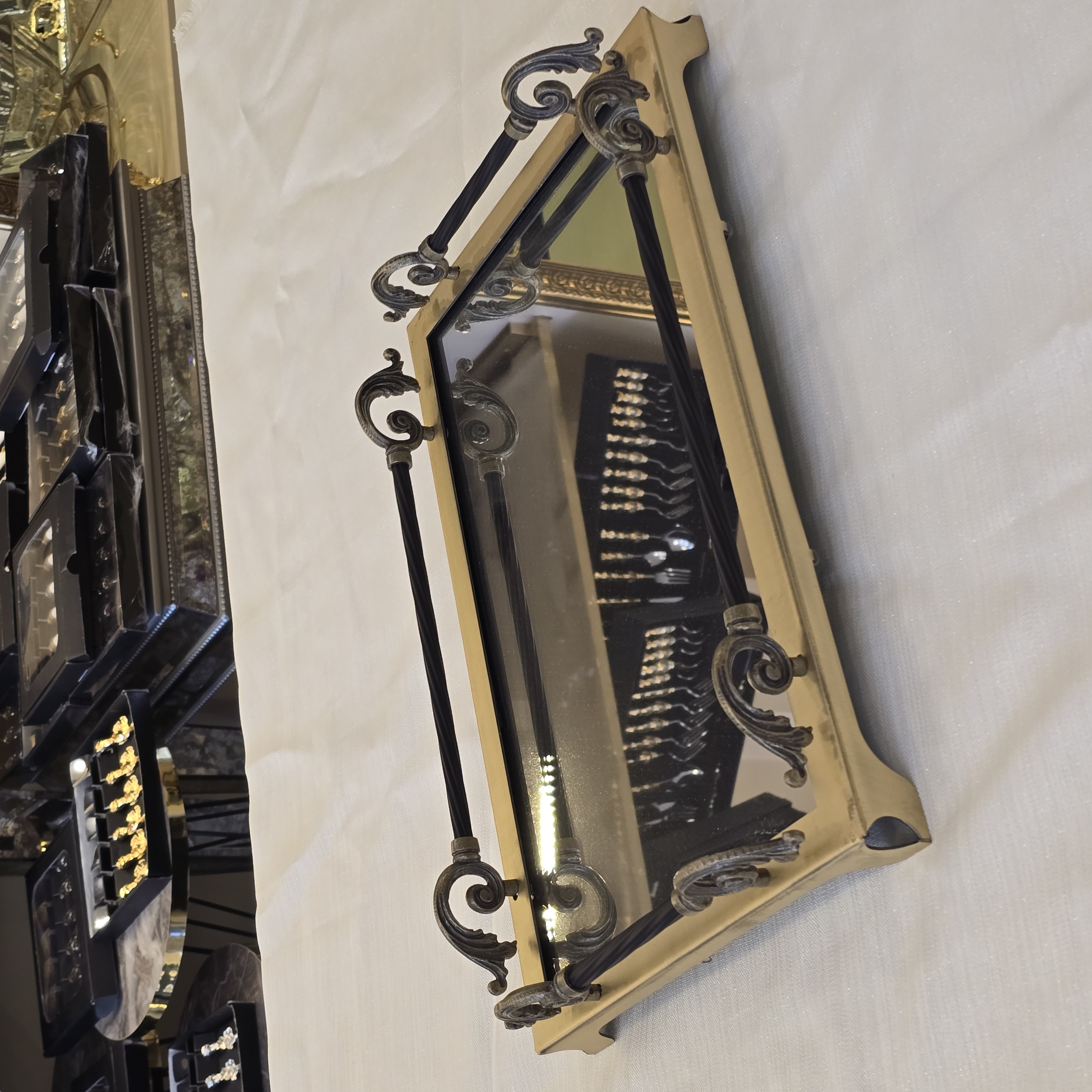 Dekoratif Aynalı Metal Tepsi 38x26 cm Antik