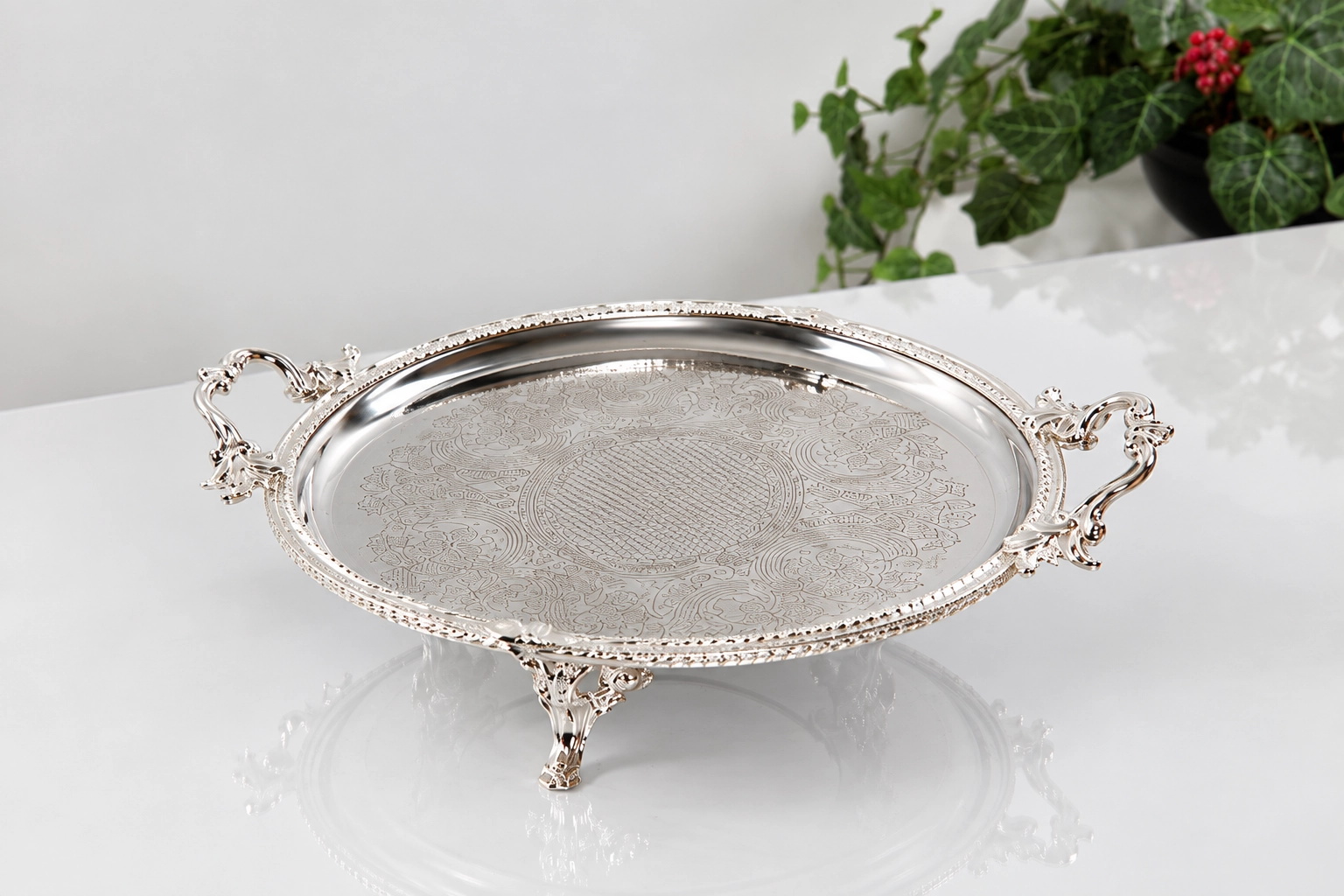 Metal Çerçeveli Servis Tabağı 30 cm