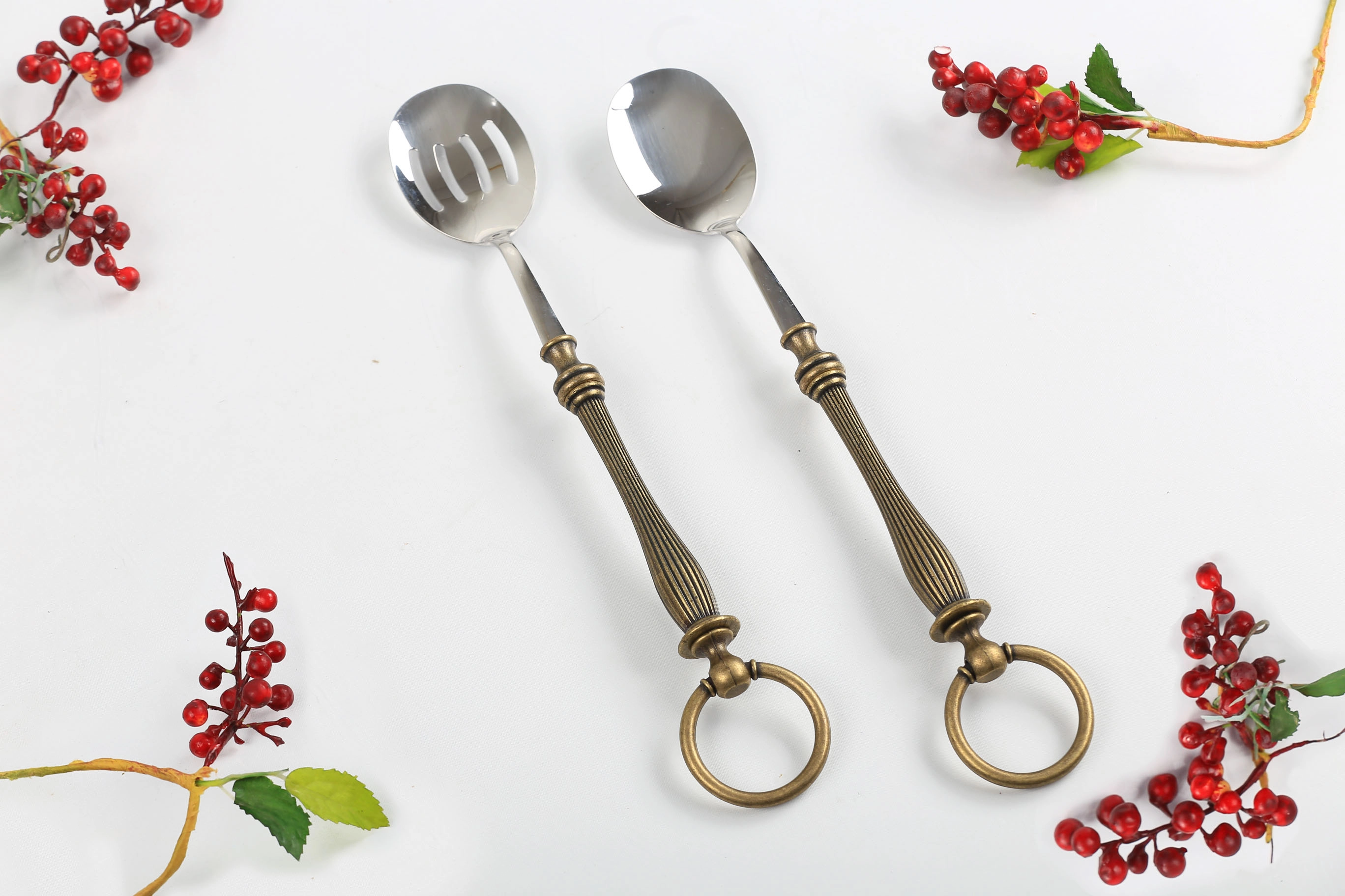 2 Parça Halkalı Antik Pasta Servis Kaşık Seti – Şık Sunum ve Davet Sofraları İçin
