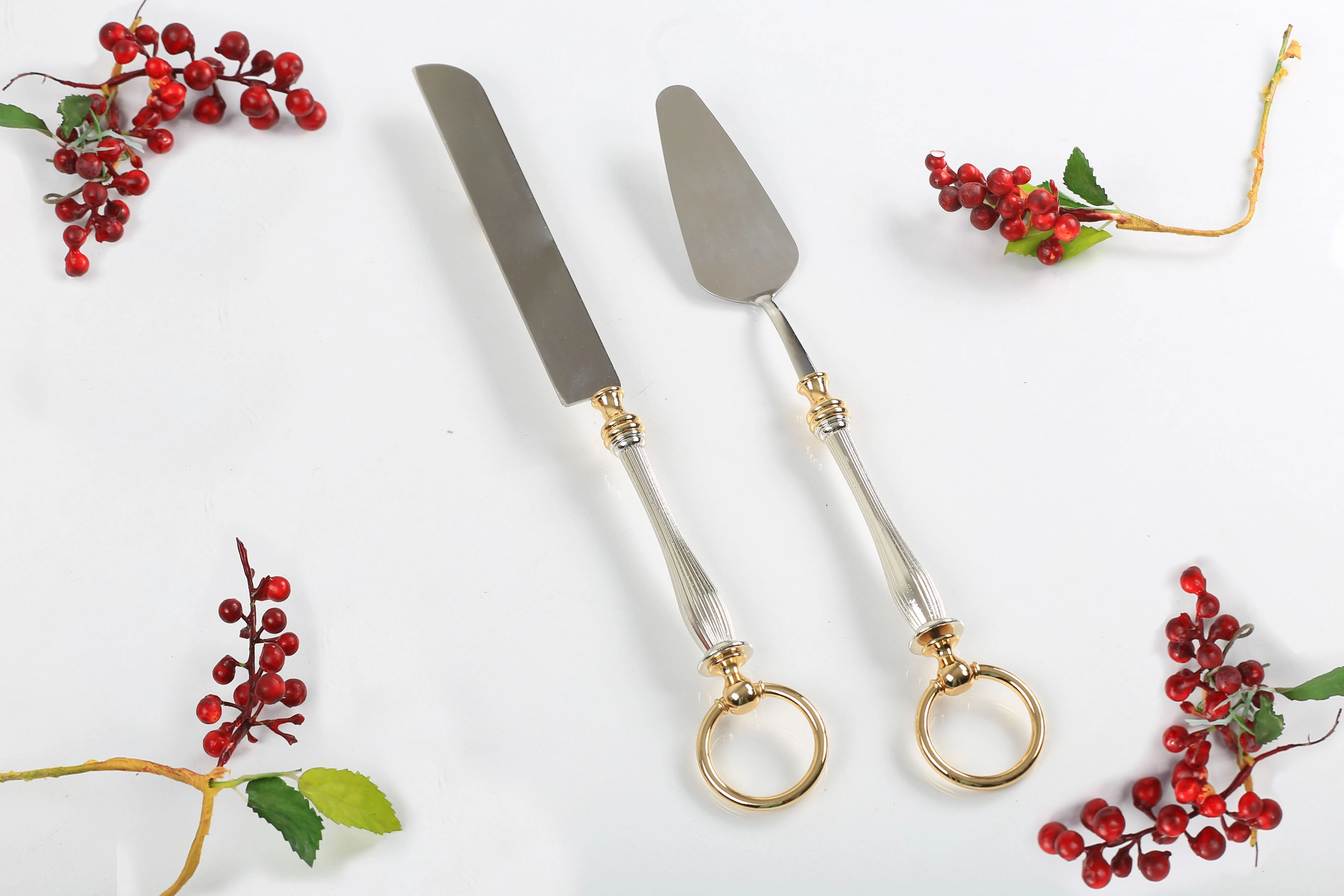 2 Parça Halkalı Gümüş Pasta Servis Kaşık Seti – Şık Sunum ve Davet Sofraları İçin