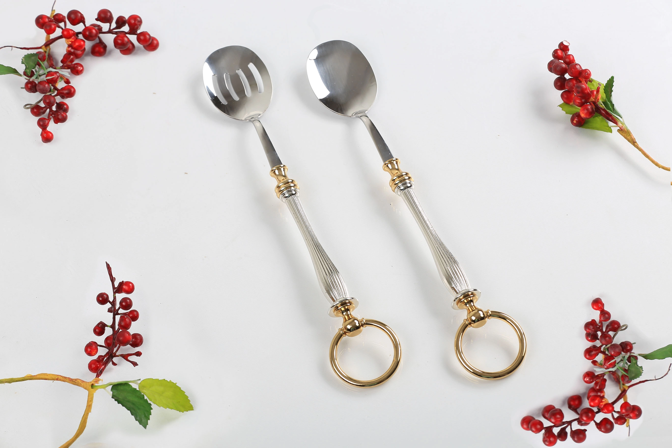 2 Parça Halkalı Gümüş Salata Servis Kaşık Seti – Şık Sunum ve Davet Sofraları İçin
