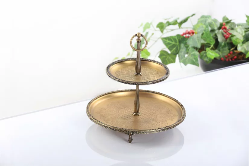 İki Katlı Antik Metal Kurabiyelik