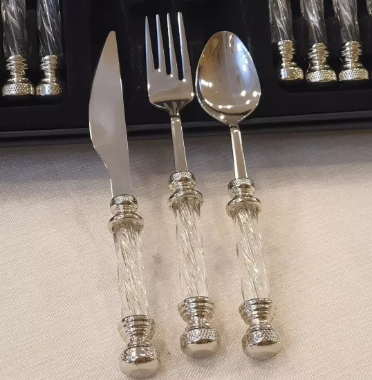 18 Parça Kristal Tatlı Çatal Kaşık Seti Gümüş